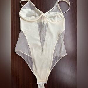 LA PERLA Ivory Sheer V-Plunge Chemise Bodysuit .Made in Italy .NEW WITHOUT TAG